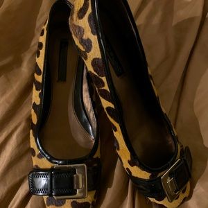 Bandolino leopard print flats